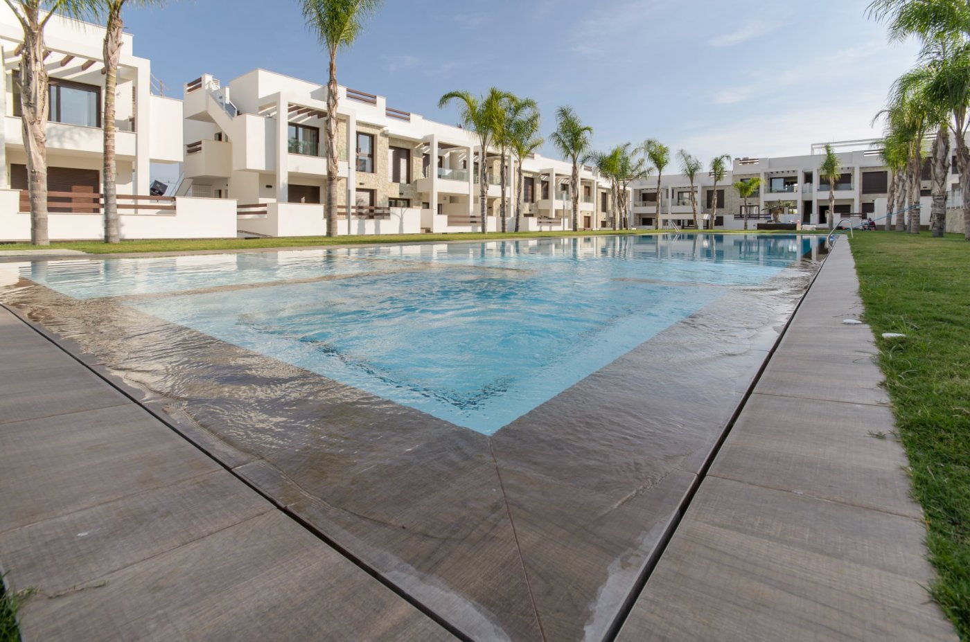 For sale - 3 Bedroom 2 Bathroom Apartment in Torrevieja - Los Balcones  - Alicante