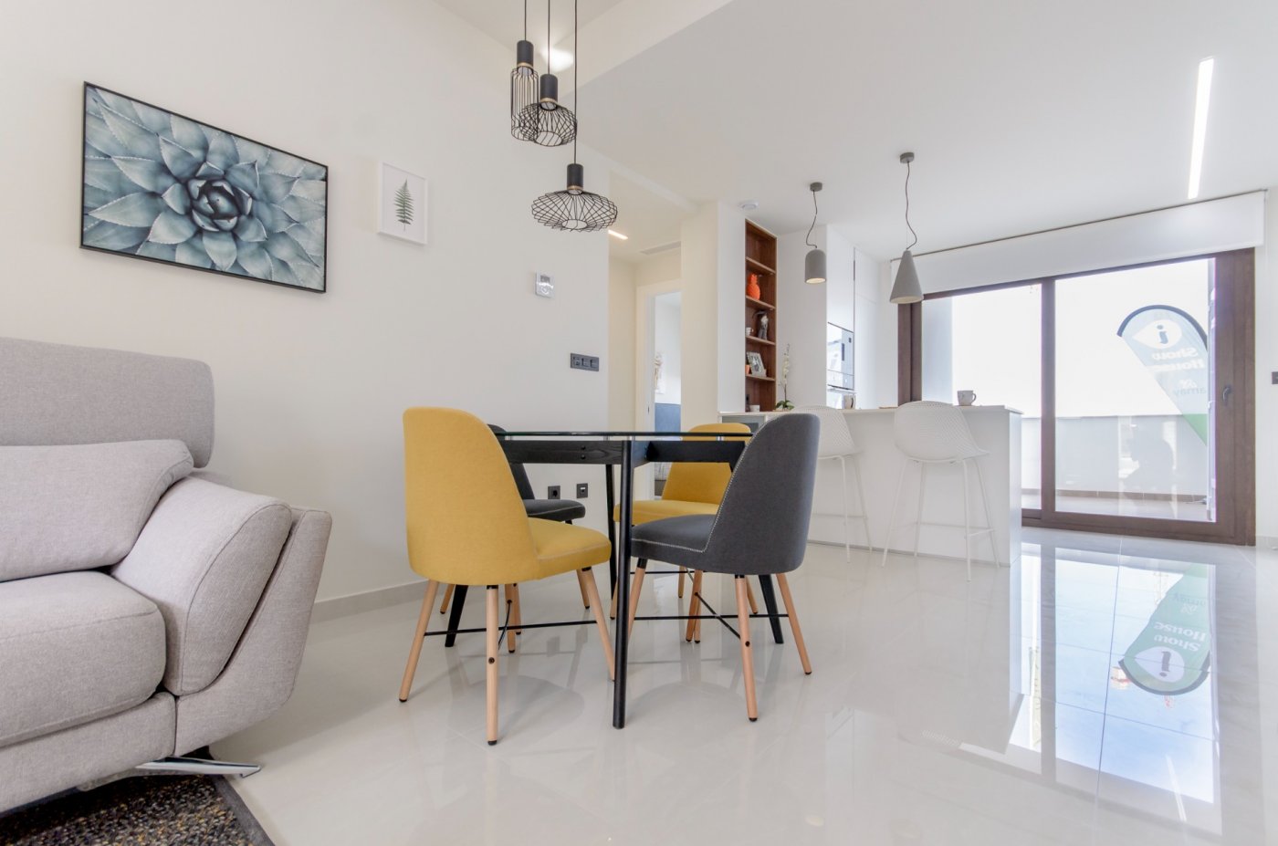 For sale - 3 Bedroom 2 Bathroom Apartment in Torrevieja - Los Balcones  - Alicante