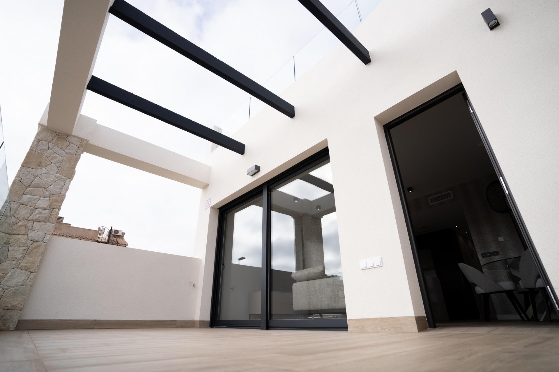 New Build - 3 Bedroom 2 Bathroom Town House in Orihuela Costa - Entre golf  - Alicante