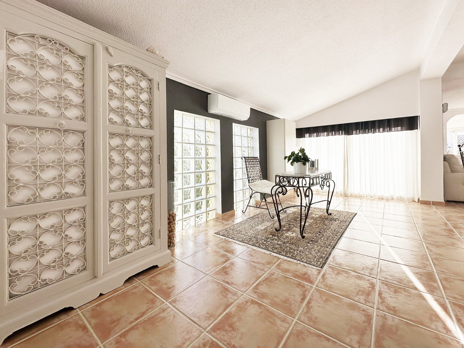 Withdrawn from sale - 3 Bedroom 3 Bathroom Villa in La Florida - La Florida  - Alicante