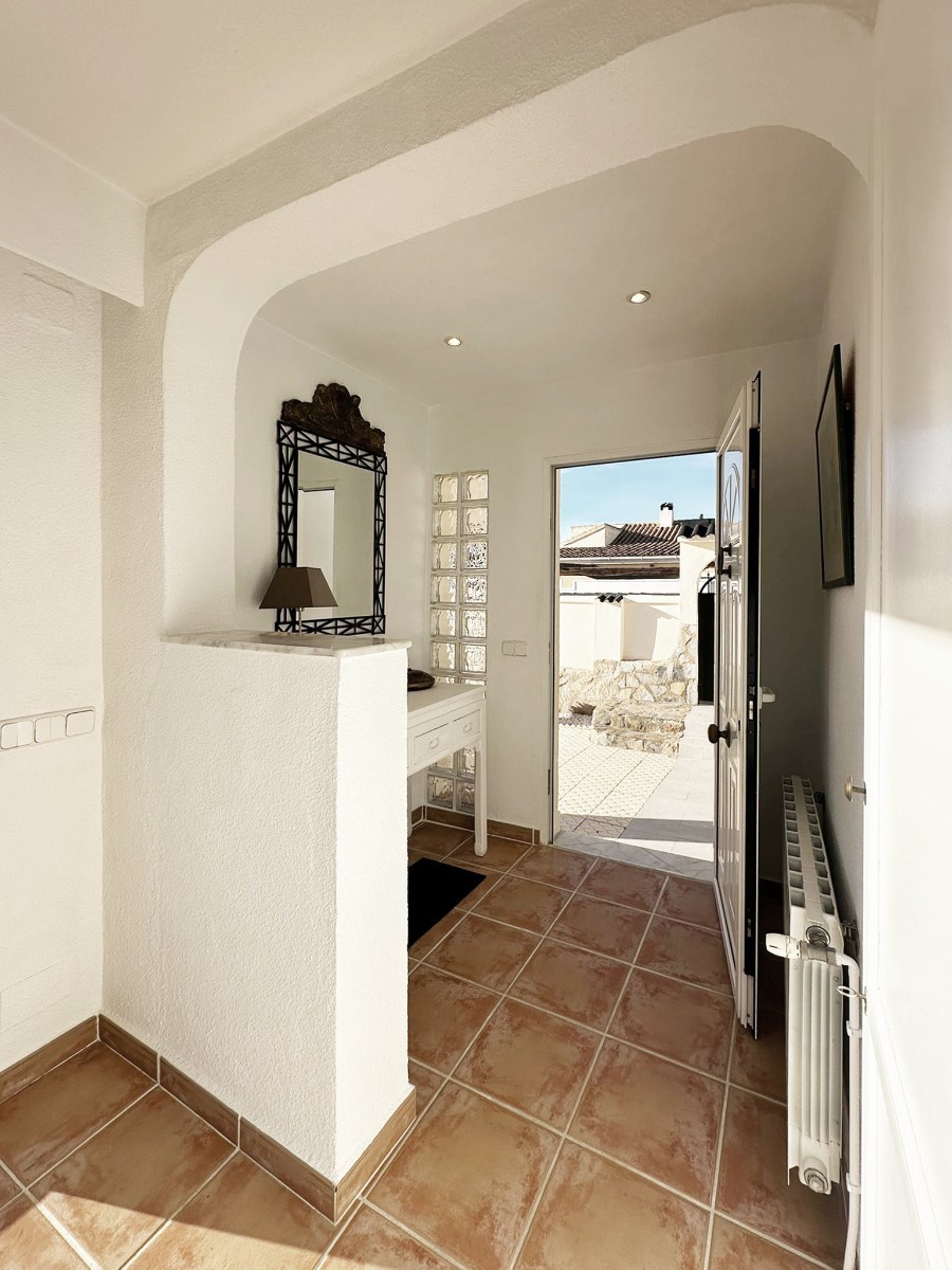 Withdrawn from sale - 3 Bedroom 3 Bathroom Villa in La Florida - La Florida  - Alicante