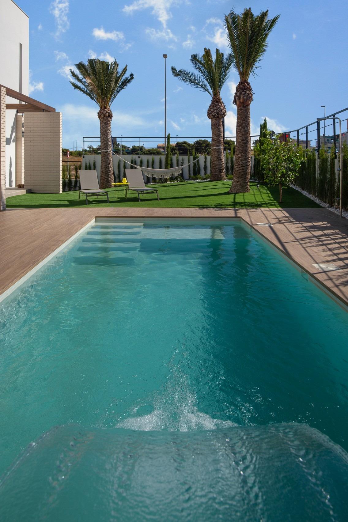 New Build - 4 Bedroom 4 Bathroom Villa in Cabo Roig - Campoamor  - Alicante