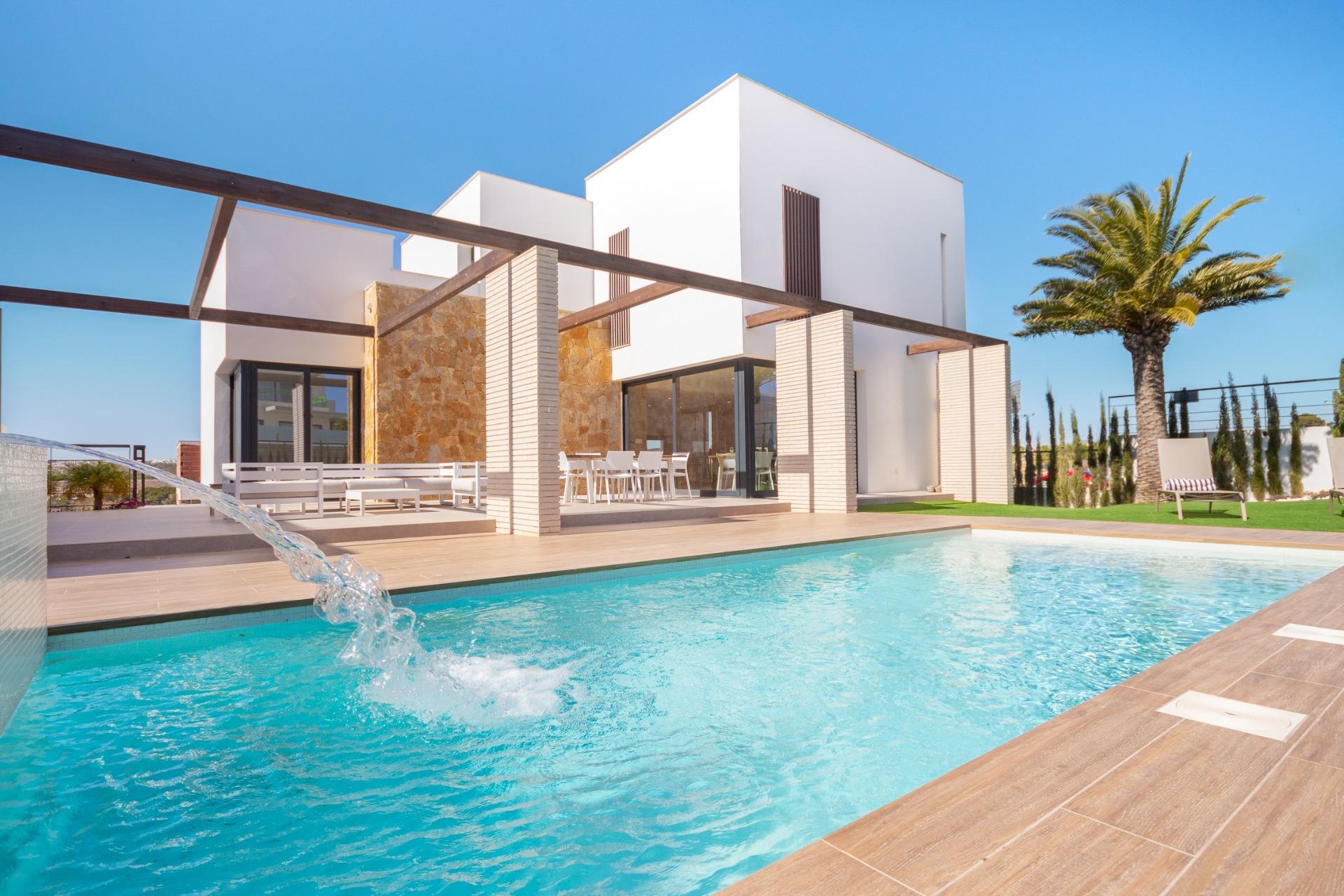 New Build - 4 Bedroom 4 Bathroom Villa in Cabo Roig - Campoamor  - Alicante