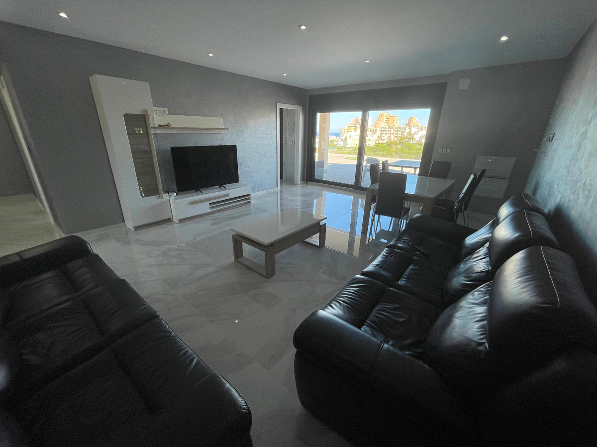 For sale - 5 Bedroom 4 Bathroom House - Detached Villa in Torrevieja - La Mata  - Alicante