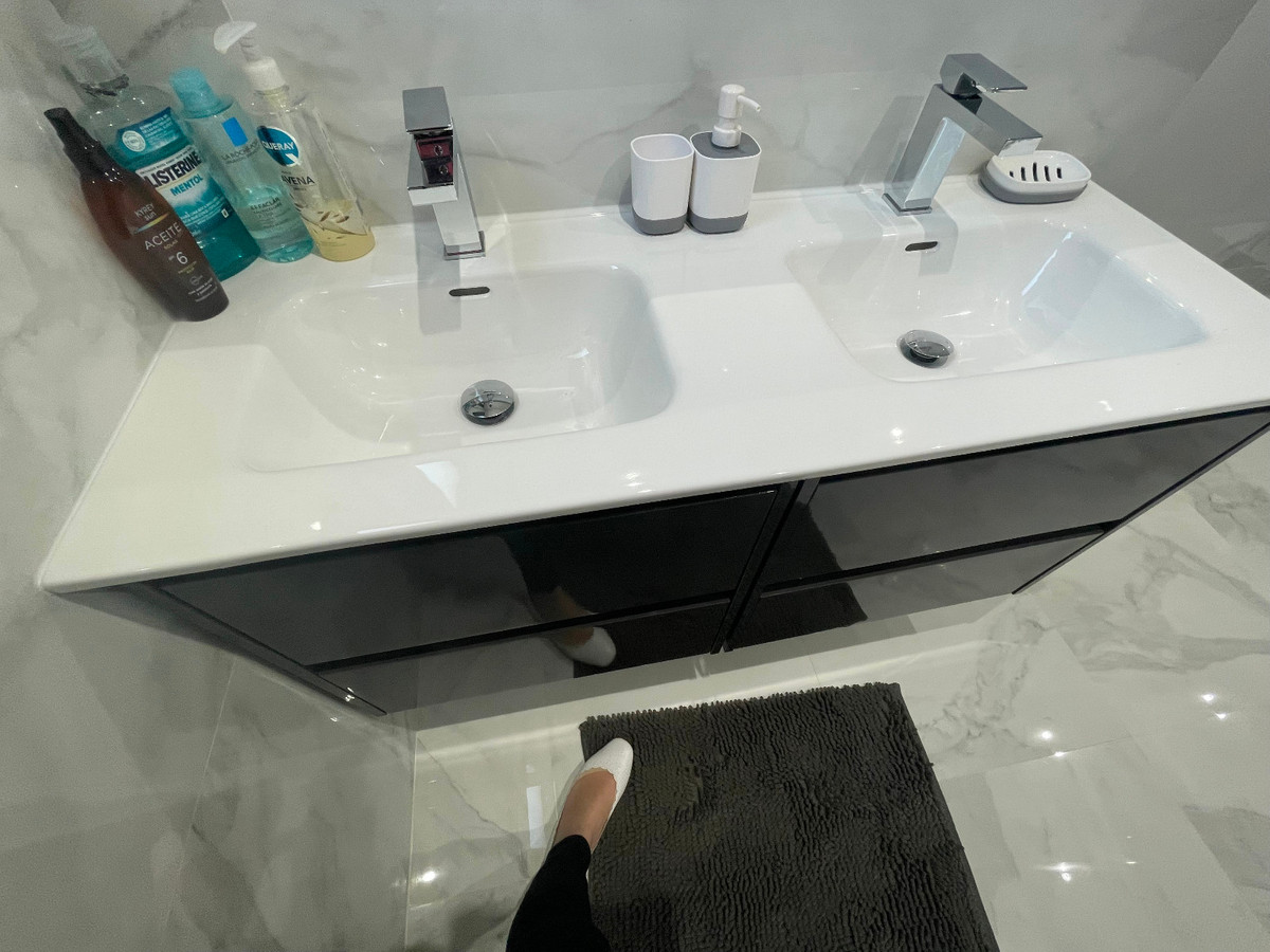 For sale - 5 Bedroom 4 Bathroom House - Detached Villa in Torrevieja - La Mata  - Alicante