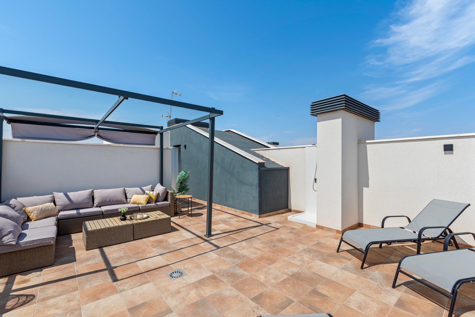 For sale - 3 Bedroom 2 Bathroom Apartment in Orihuela Costa - Los Dolses  - Alicante