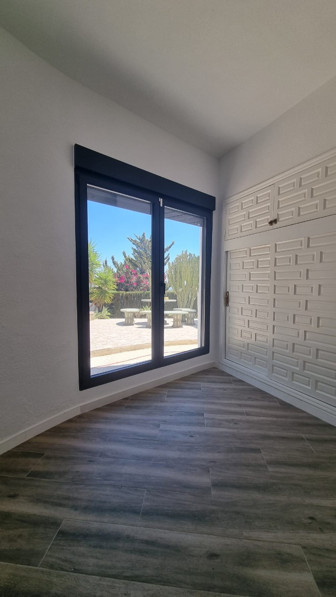 For sale - 5 Bedroom 3 Bathroom House - Detached Villa in Rojales - Ciudad Quesada  - Alicante