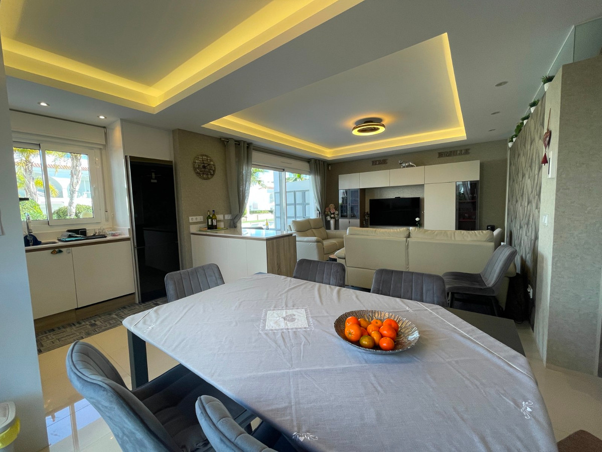 For sale - 2 Bedroom 2 Bathroom Apartment - Ground Floor Apartment in Rojales - Ciudad Quesada  - Alicante