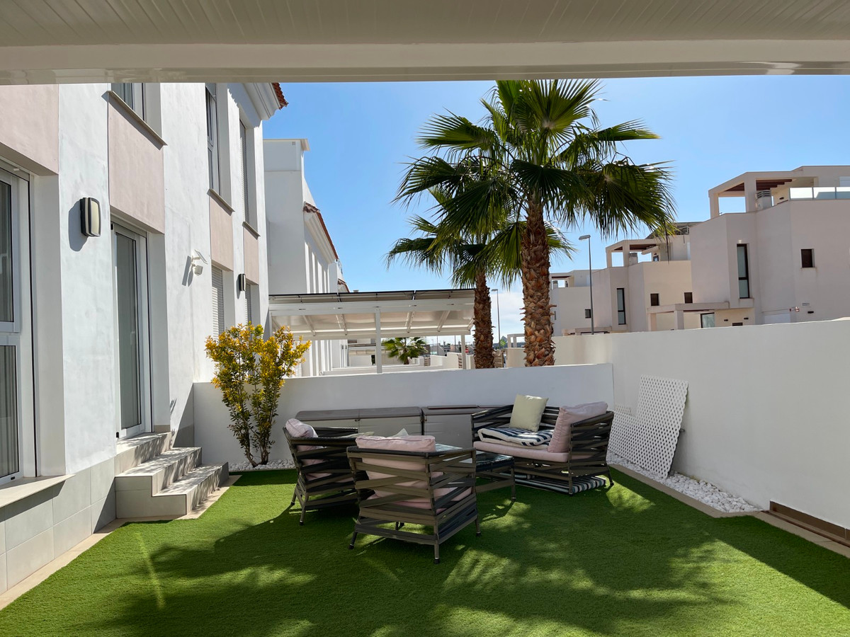 For sale - 2 Bedroom 2 Bathroom Apartment - Ground Floor Apartment in Rojales - Ciudad Quesada  - Alicante