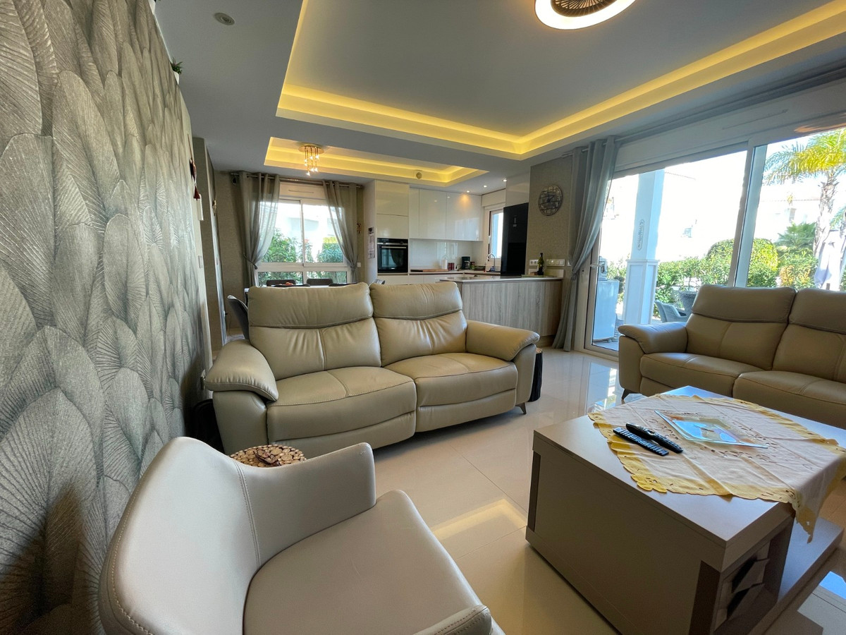 For sale - 2 Bedroom 2 Bathroom Apartment - Ground Floor Apartment in Rojales - Ciudad Quesada  - Alicante