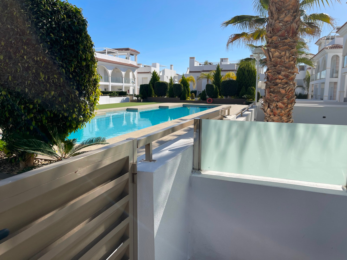 For sale - 2 Bedroom 2 Bathroom Apartment - Ground Floor Apartment in Rojales - Ciudad Quesada  - Alicante