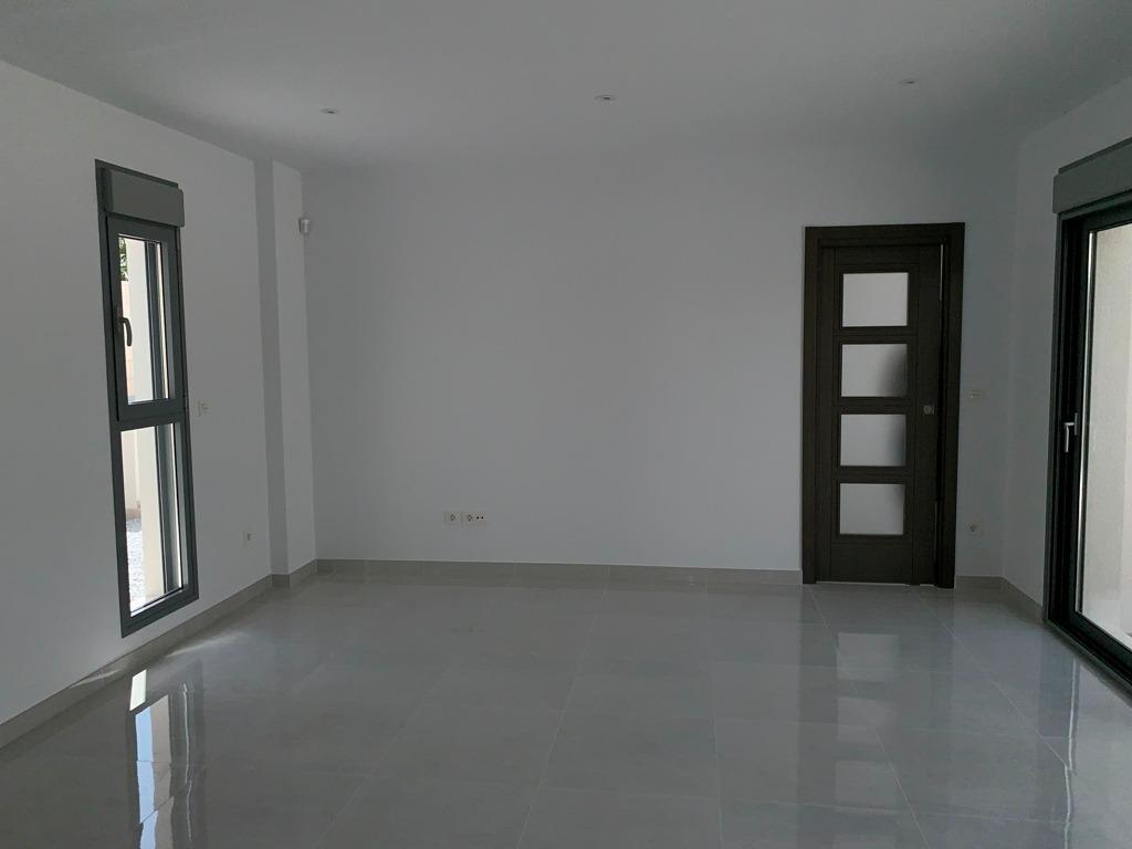 For sale - 4 Bedroom 3 Bathroom Villa in Pinoso - Camino Del Prado  - Alicante