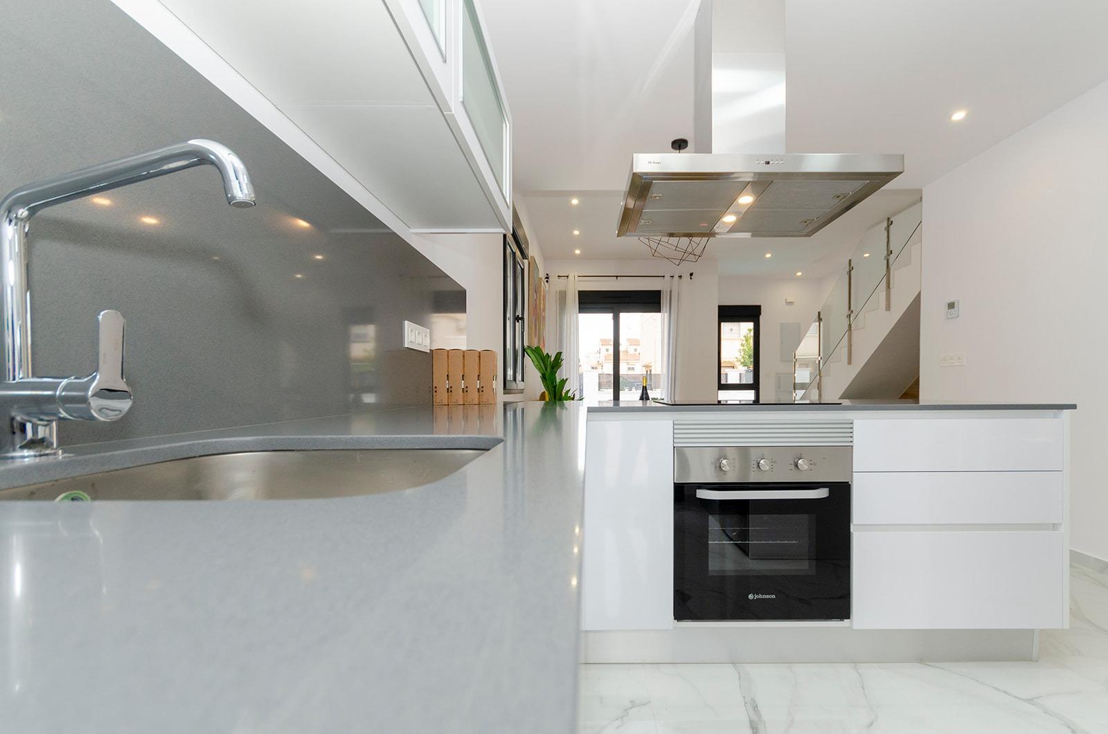 For sale - 3 Bedroom 3 Bathroom Villa in Torrevieja - Torretas  - Alicante