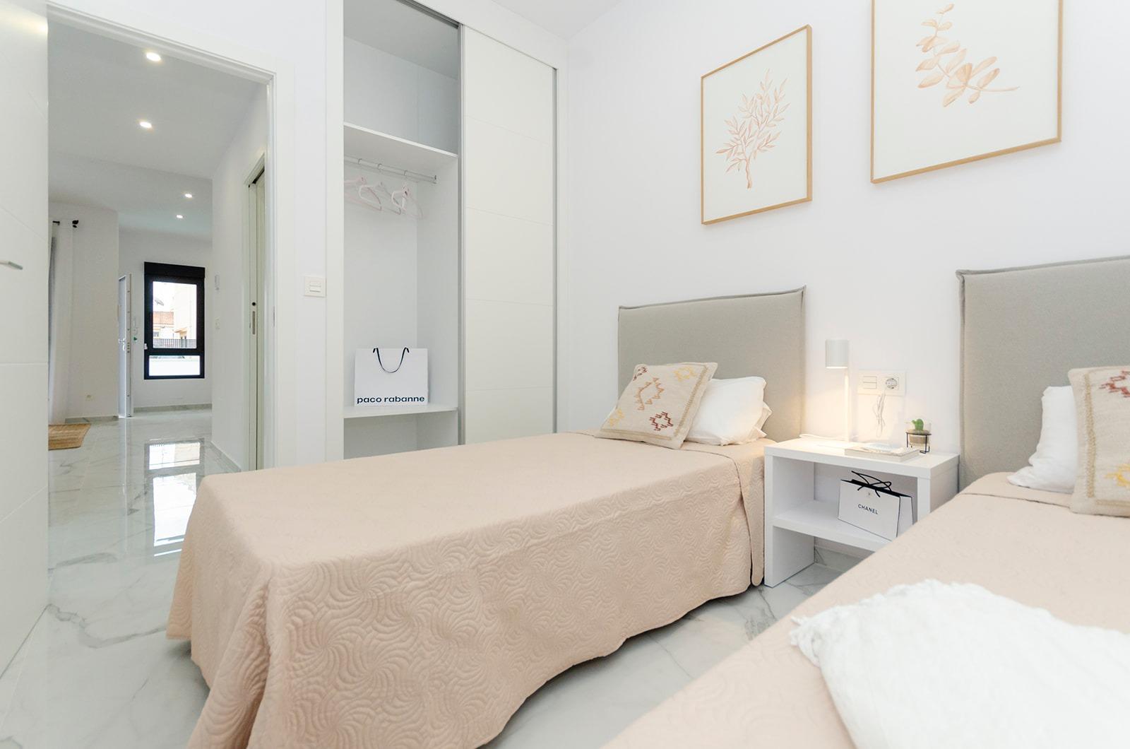 For sale - 3 Bedroom 3 Bathroom Villa in Torrevieja - Torretas  - Alicante