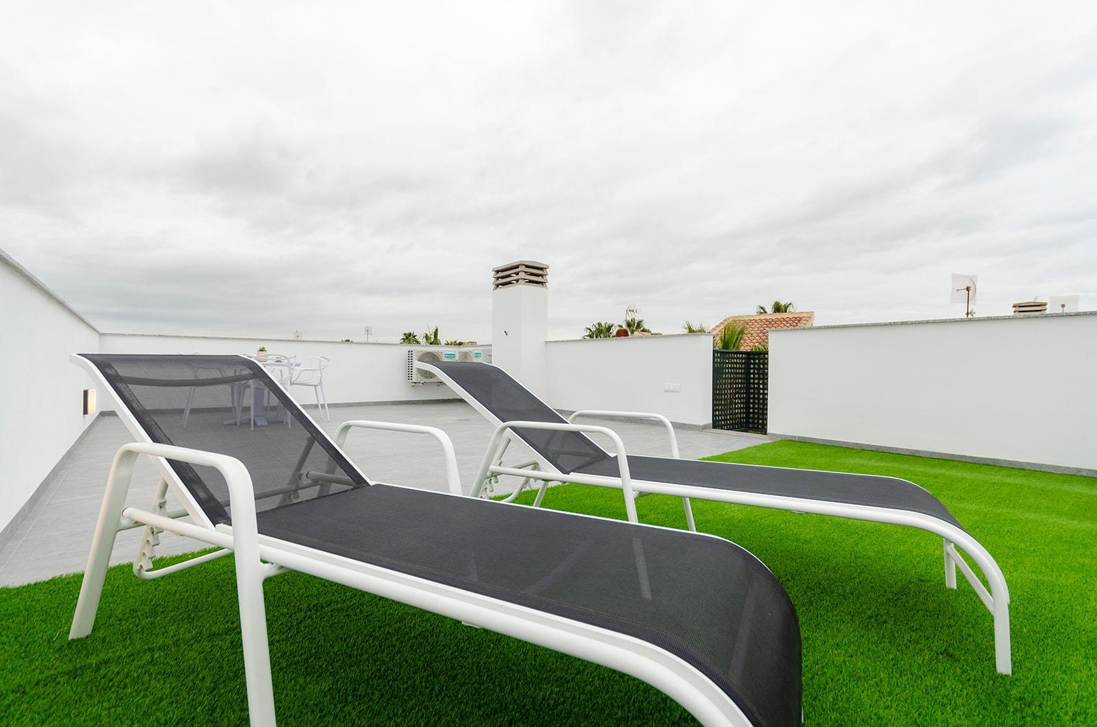 For sale - 3 Bedroom 3 Bathroom Villa in Torrevieja - Torretas  - Alicante