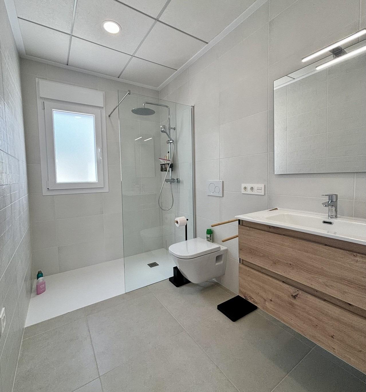 For sale - 3 Bedroom 2 Bathroom Villa in Benijofar - Pueblo  - Alicante