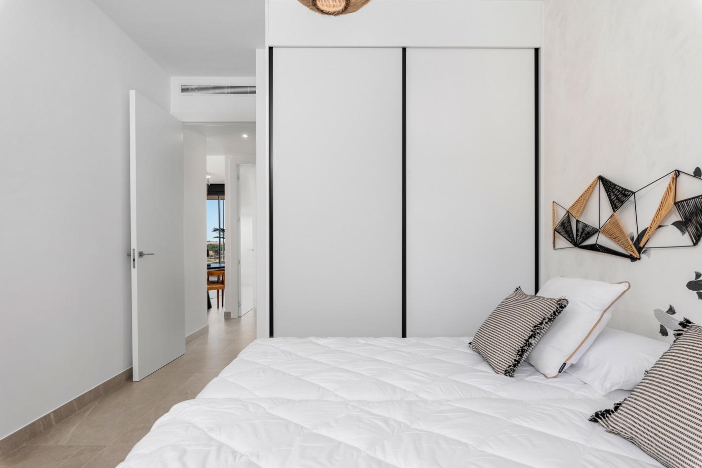 For sale - 4 Bedroom 2 Bathroom Apartment in Benijofar - Pueblo  - Alicante