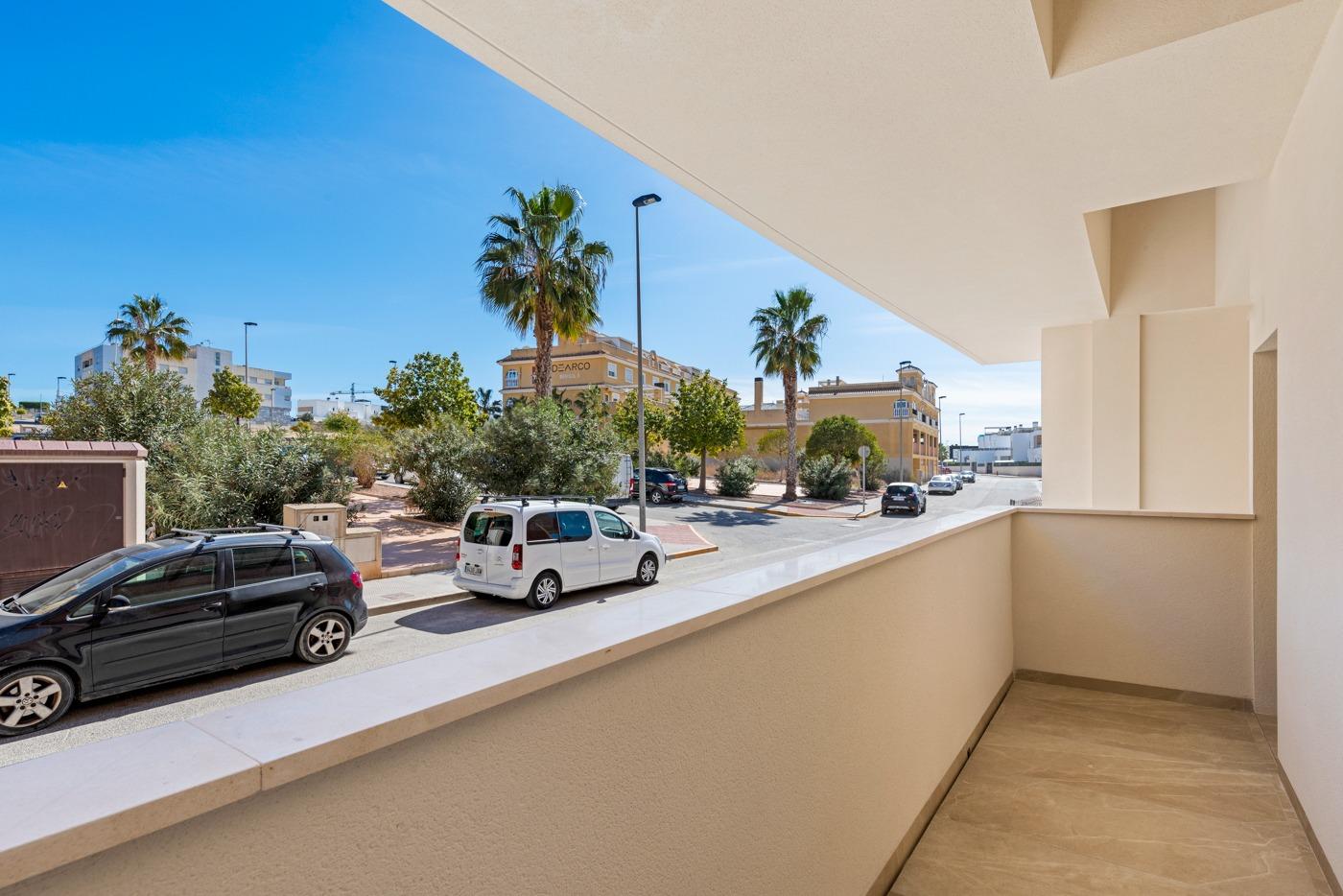 For sale - 3 Bedroom 2 Bathroom Penthouse in Benijofar - Pueblo  - Alicante