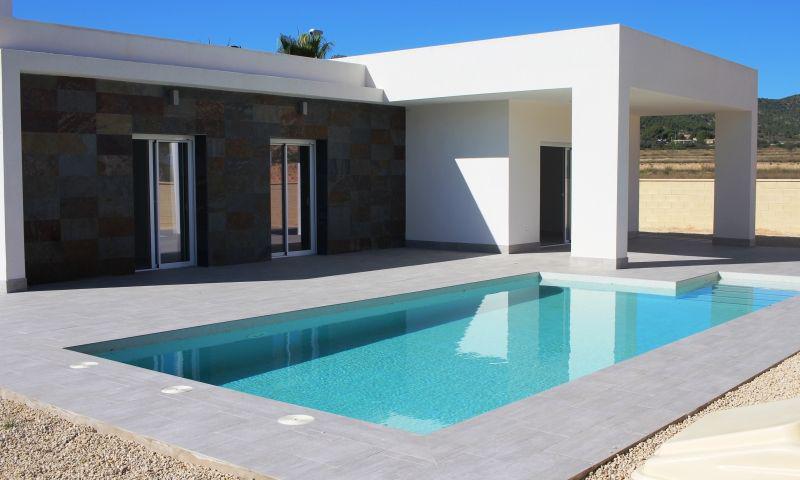 For sale - 3 Bedroom 2 Bathroom Villa in La Romana - Villas de la Romana  - Alicante