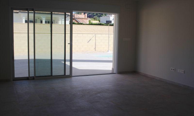 For sale - 3 Bedroom 2 Bathroom Villa in La Romana - Villas de la Romana  - Alicante