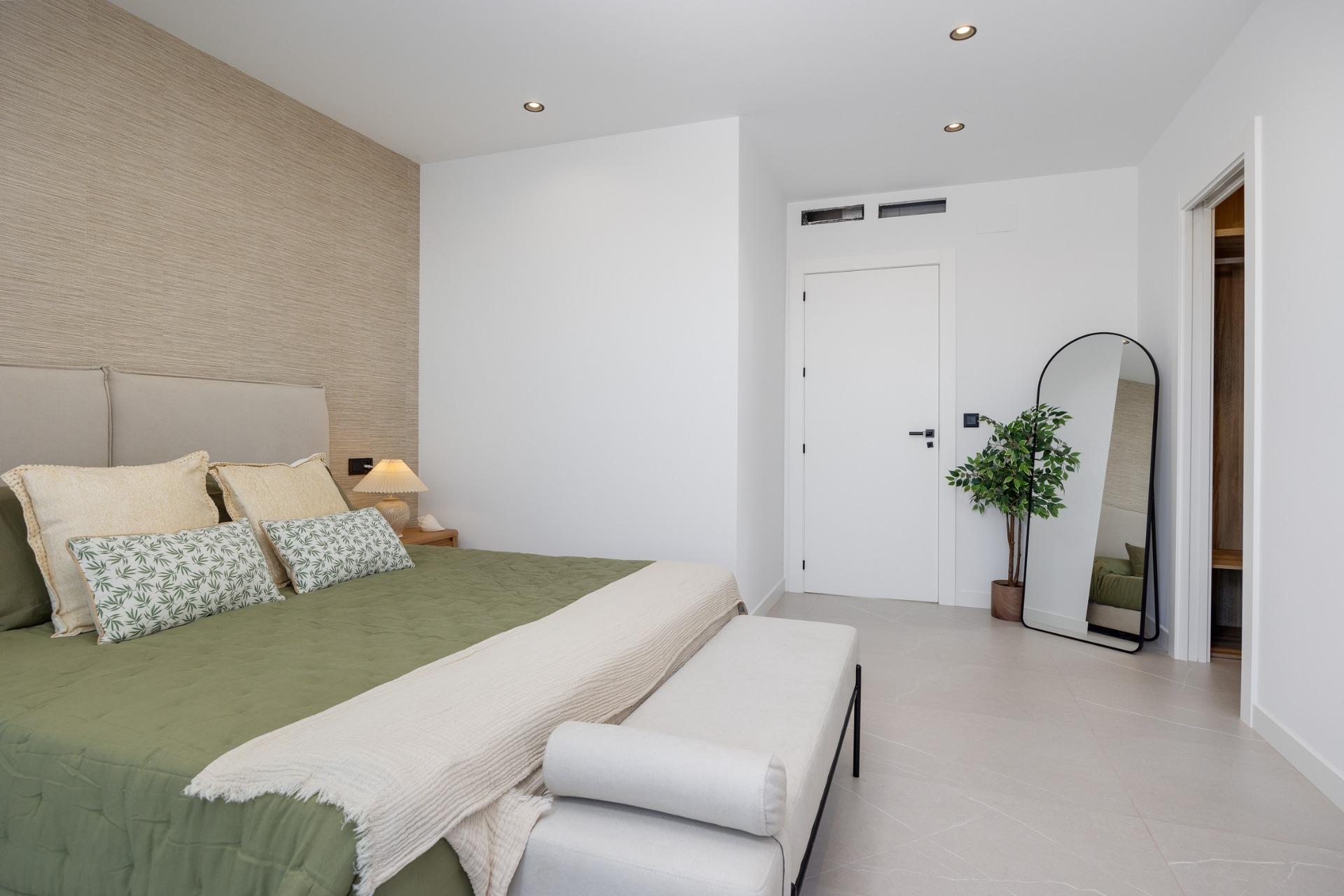 For sale - 3 Bedroom 2 Bathroom Villa in Torrevieja - Sector 25  - Alicante