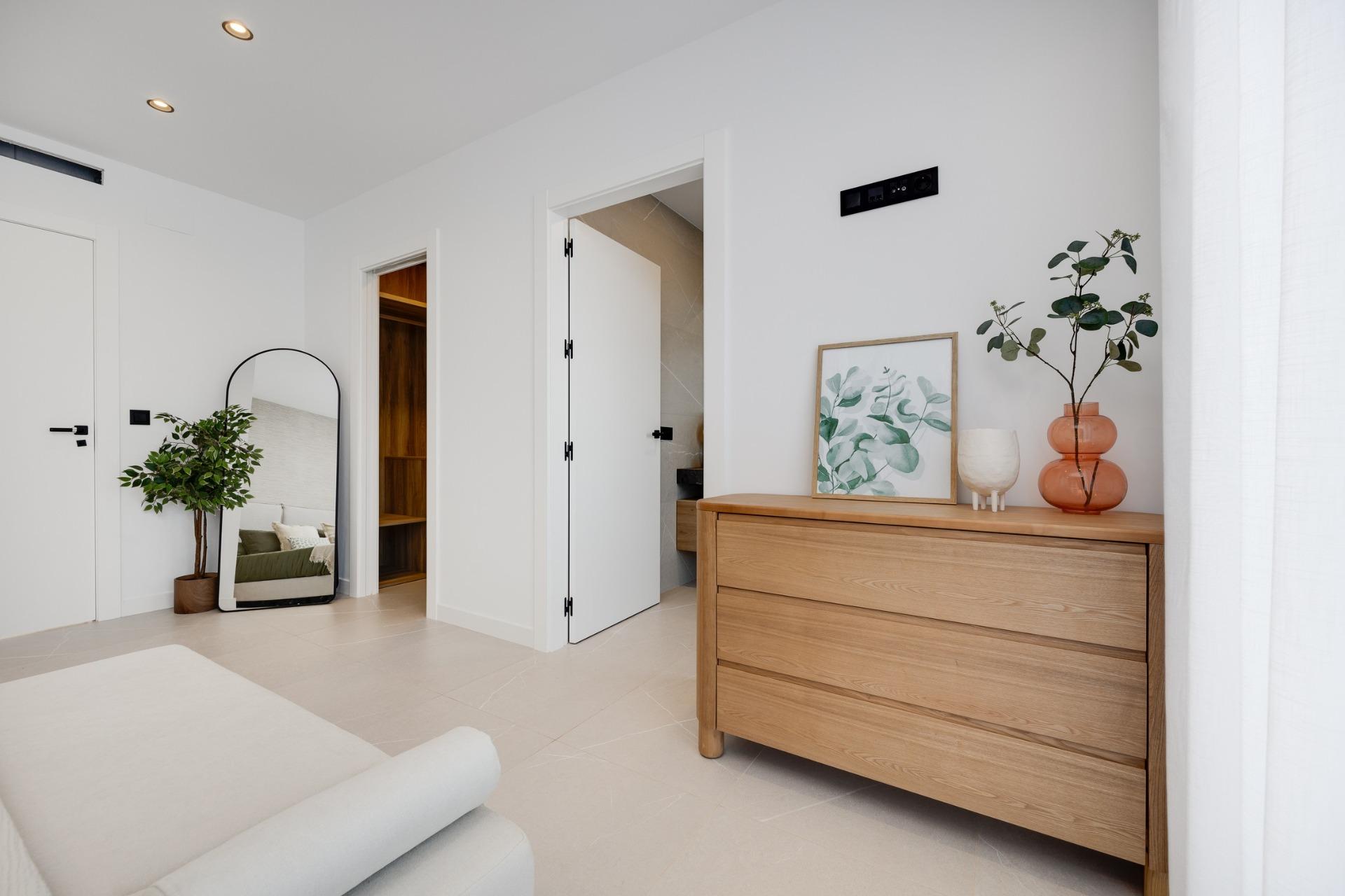For sale - 3 Bedroom 2 Bathroom Villa in Torrevieja - Sector 25  - Alicante