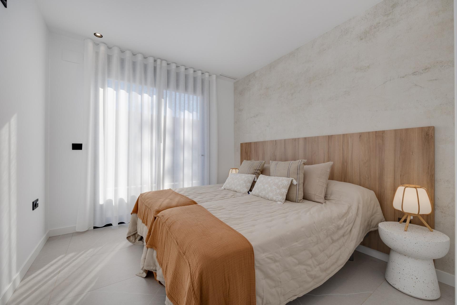 For sale - 3 Bedroom 2 Bathroom Villa in Torrevieja - Sector 25  - Alicante