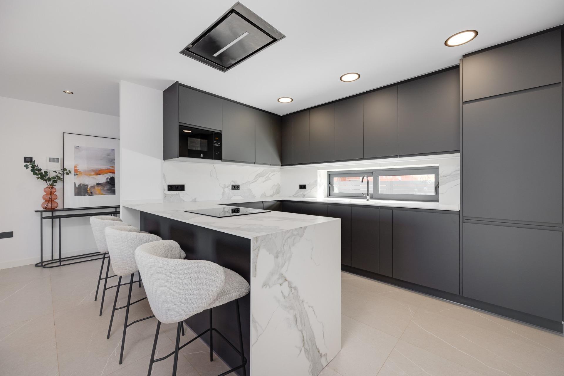For sale - 3 Bedroom 2 Bathroom Villa in Torrevieja - Sector 25  - Alicante