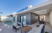 31-2194-115-10-115/64438, 3 Bedroom 2 Bathroom Villa in Torrevieja