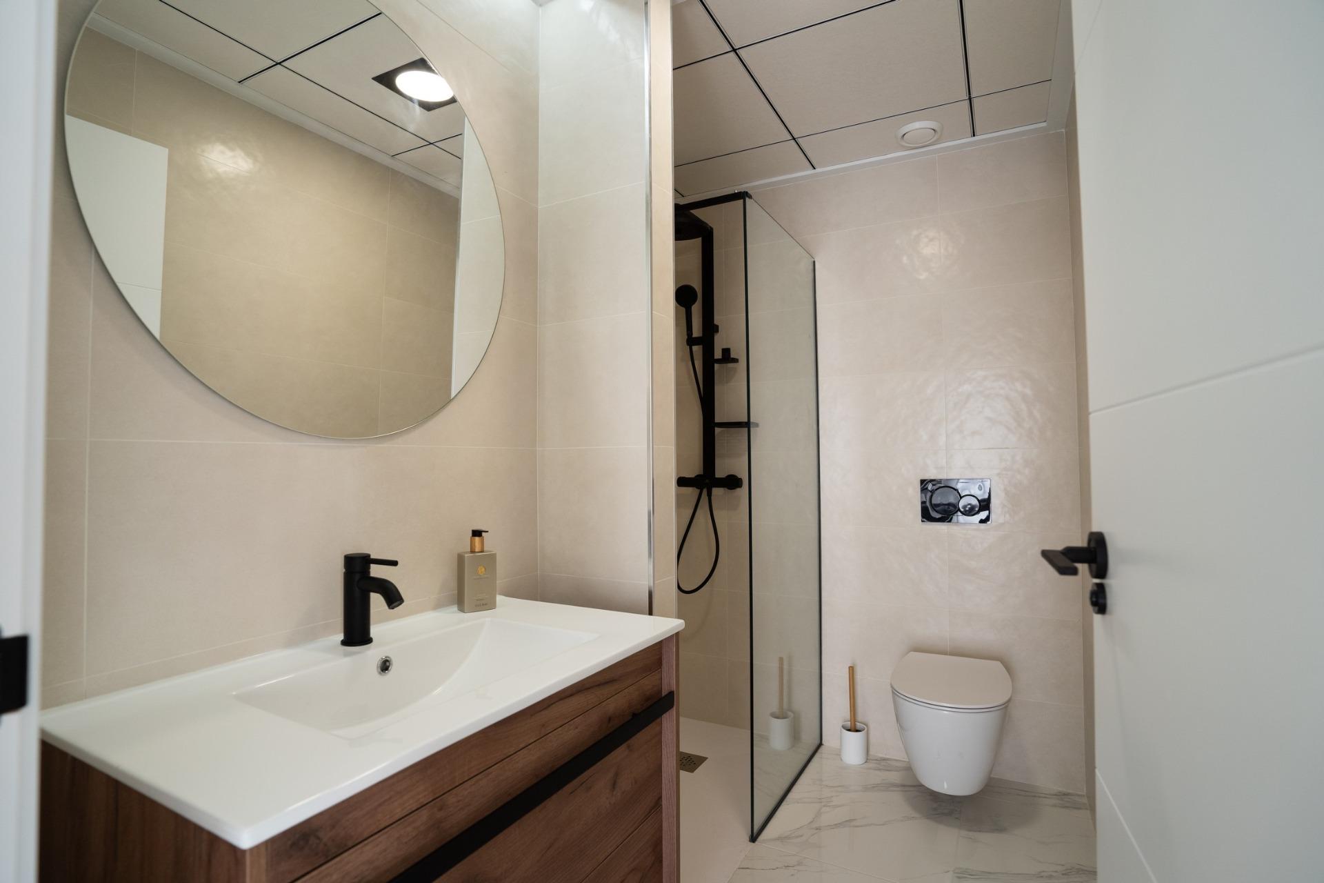 For sale - 3 Bedroom 2 Bathroom Bungalow in Pilar de La Horadada - pueblo  - Alicante