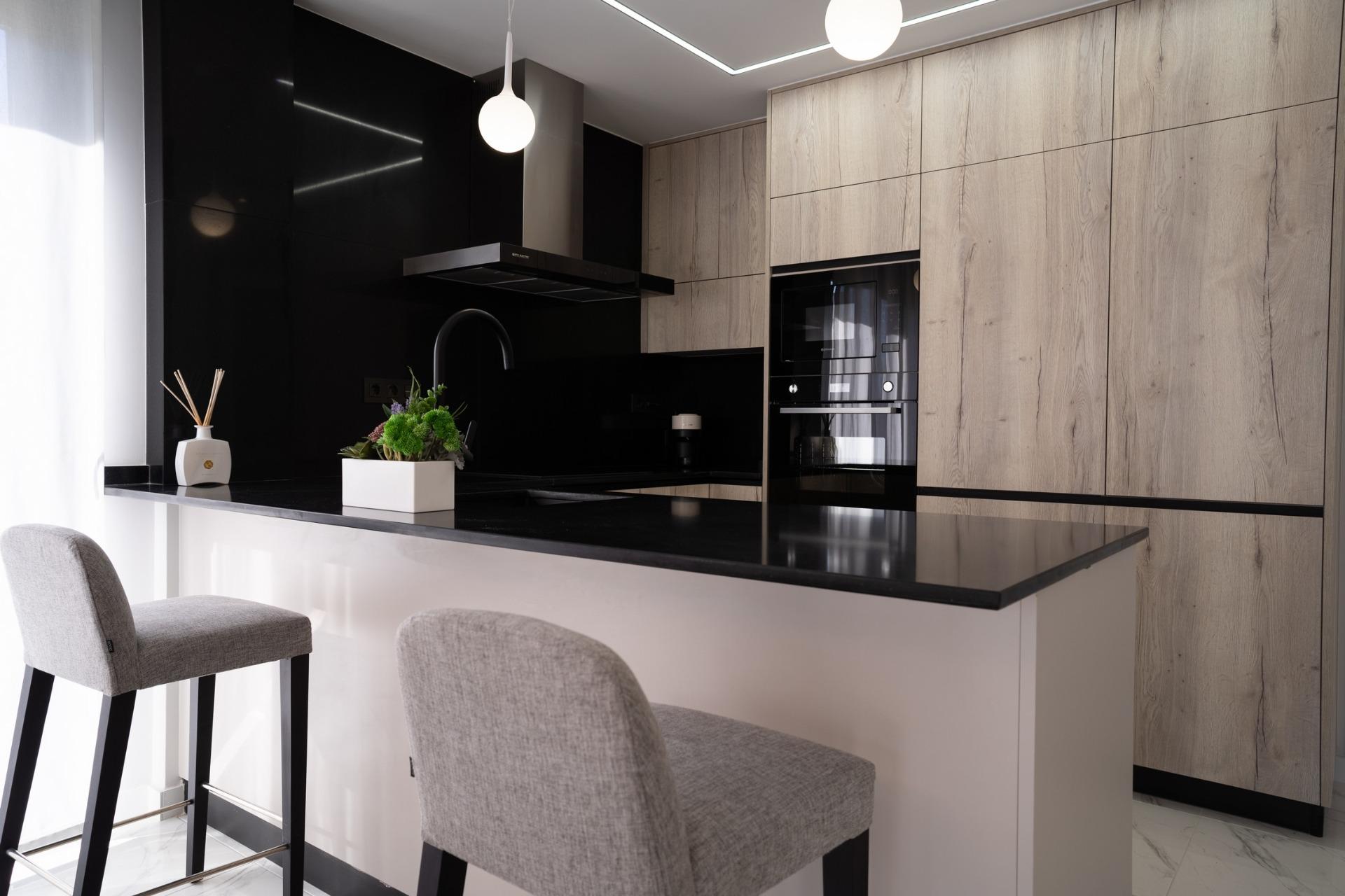 For sale - 3 Bedroom 2 Bathroom Bungalow in Pilar de La Horadada - pueblo  - Alicante