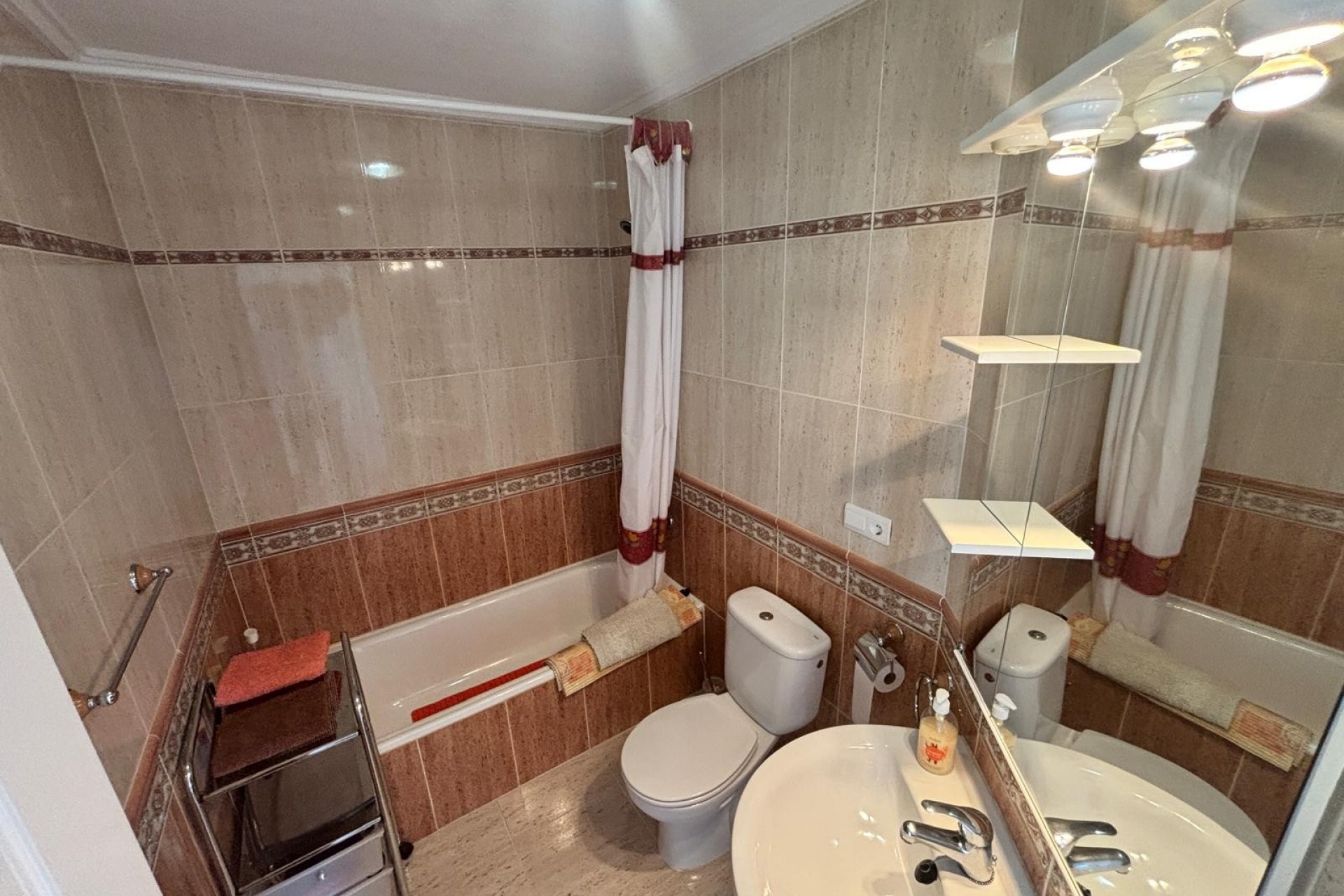 For sale - 5 Bedroom 5 Bathroom Villa Detached in Ciudad Quesada - La Marquesa Golf  - Alicante