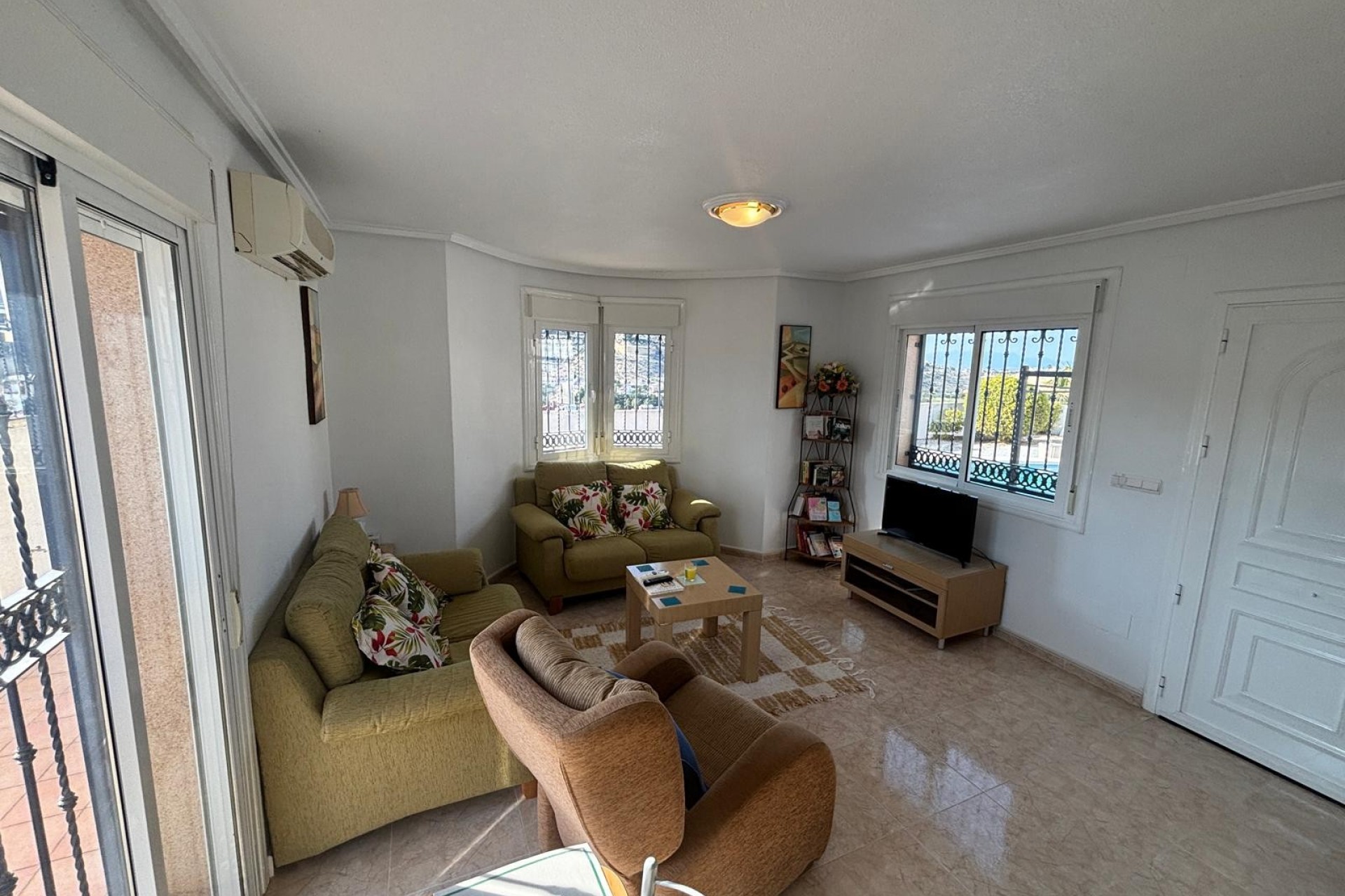 For sale - 5 Bedroom 5 Bathroom Villa Detached in Ciudad Quesada - La Marquesa Golf  - Alicante