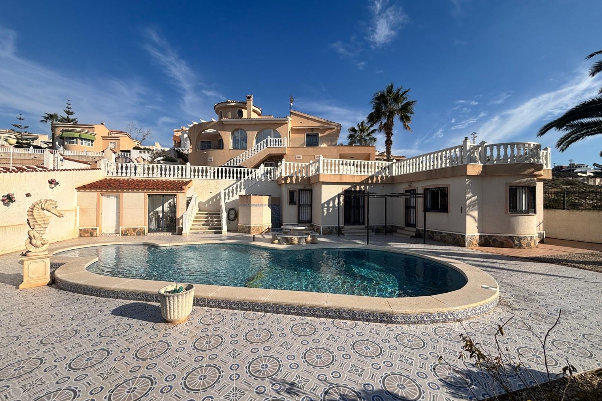 For sale - 5 Bedroom 5 Bathroom Villa Detached in Ciudad Quesada - La Marquesa Golf  - Alicante