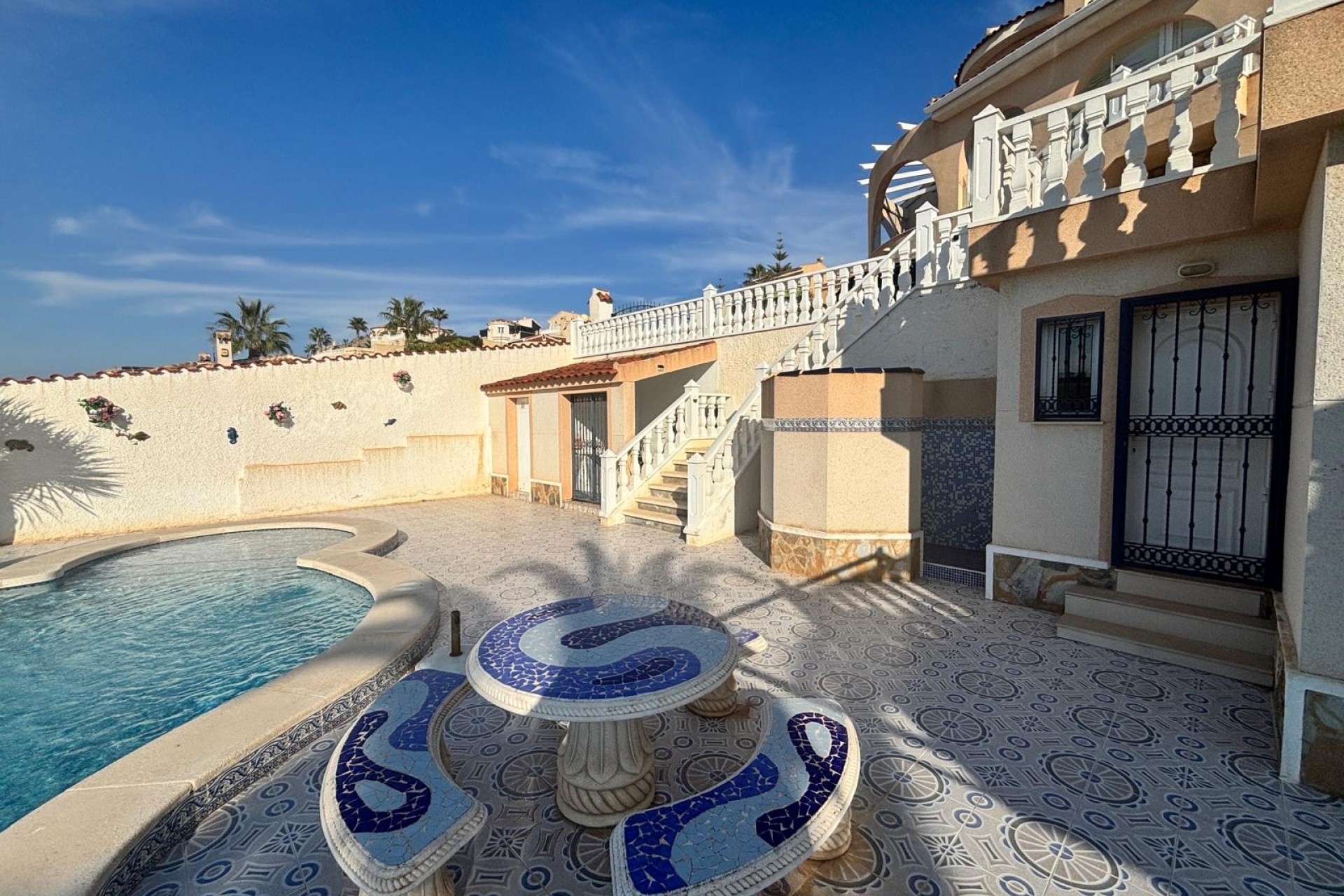 For sale - 5 Bedroom 5 Bathroom Villa Detached in Ciudad Quesada - La Marquesa Golf  - Alicante