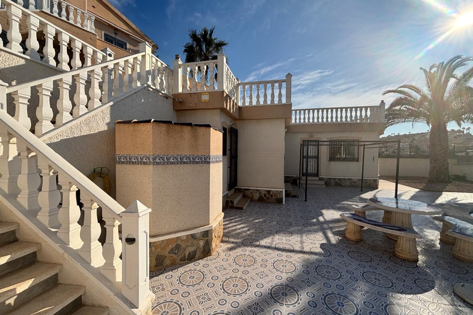 For sale - 5 Bedroom 5 Bathroom Villa Detached in Ciudad Quesada - La Marquesa Golf  - Alicante