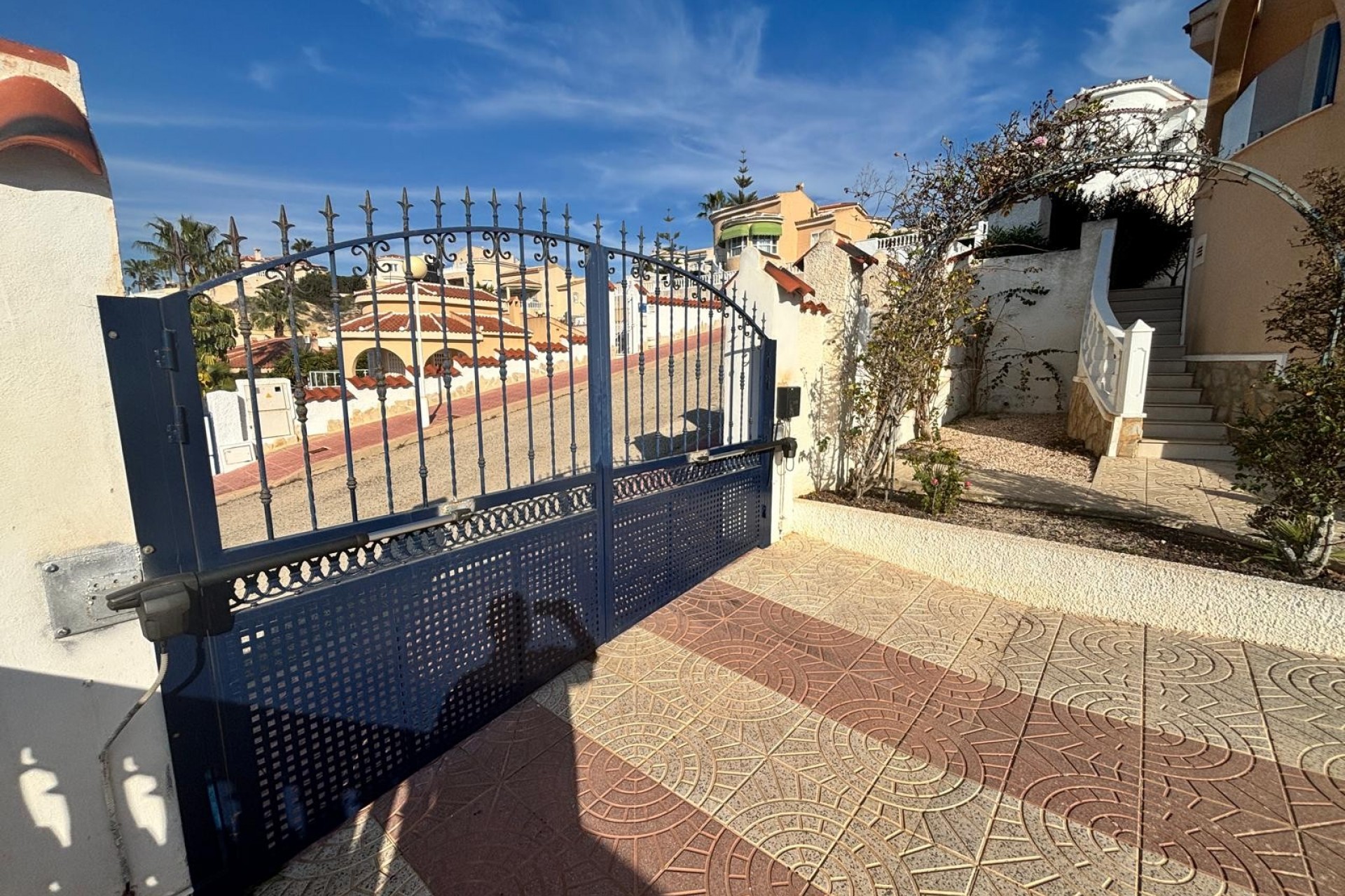 For sale - 5 Bedroom 5 Bathroom Villa Detached in Ciudad Quesada - La Marquesa Golf  - Alicante