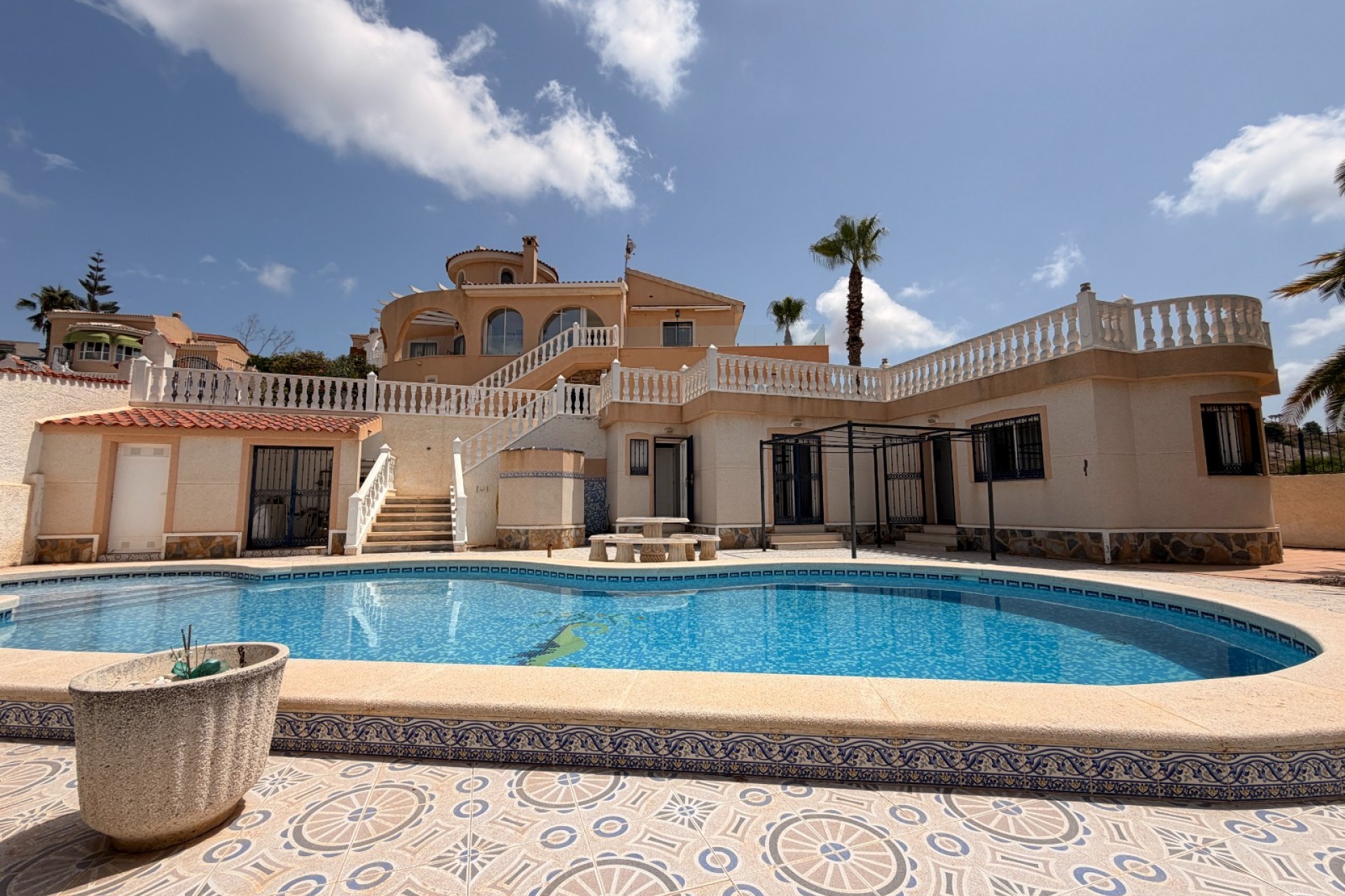 For sale - 5 Bedroom 5 Bathroom Villa Detached in Ciudad Quesada - La Marquesa Golf  - Costa Blanca (Alicante)