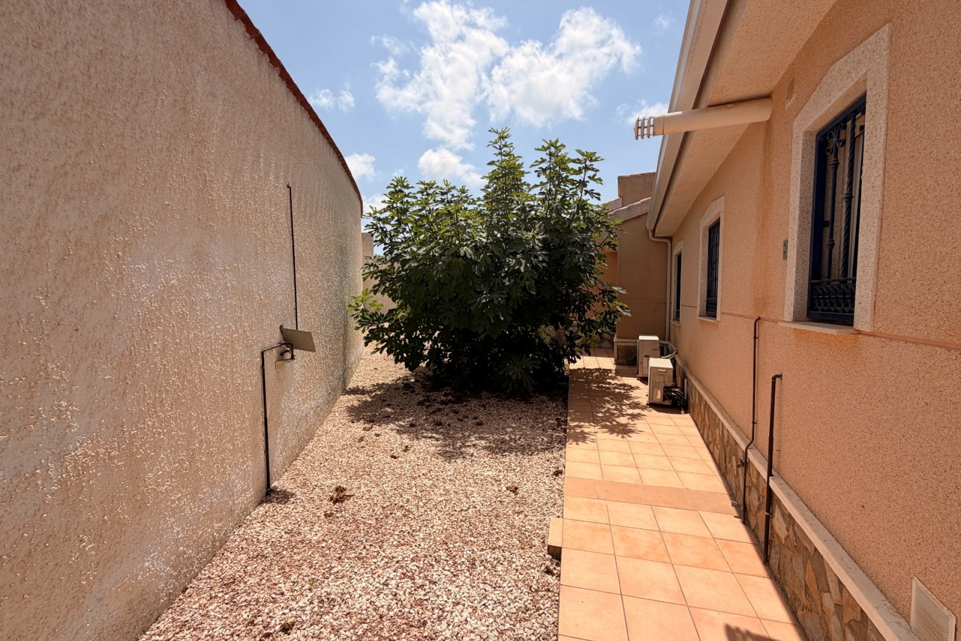 For sale - 5 Bedroom 5 Bathroom Villa Detached in Ciudad Quesada - La Marquesa Golf  - Costa Blanca (Alicante)