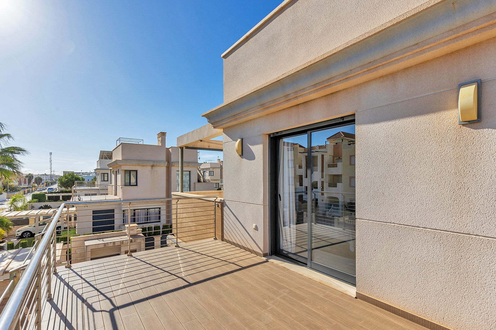 For sale - 5 Bedroom 4 Bathroom Villa in La Zenia - Orihuela Costa  - Alicante