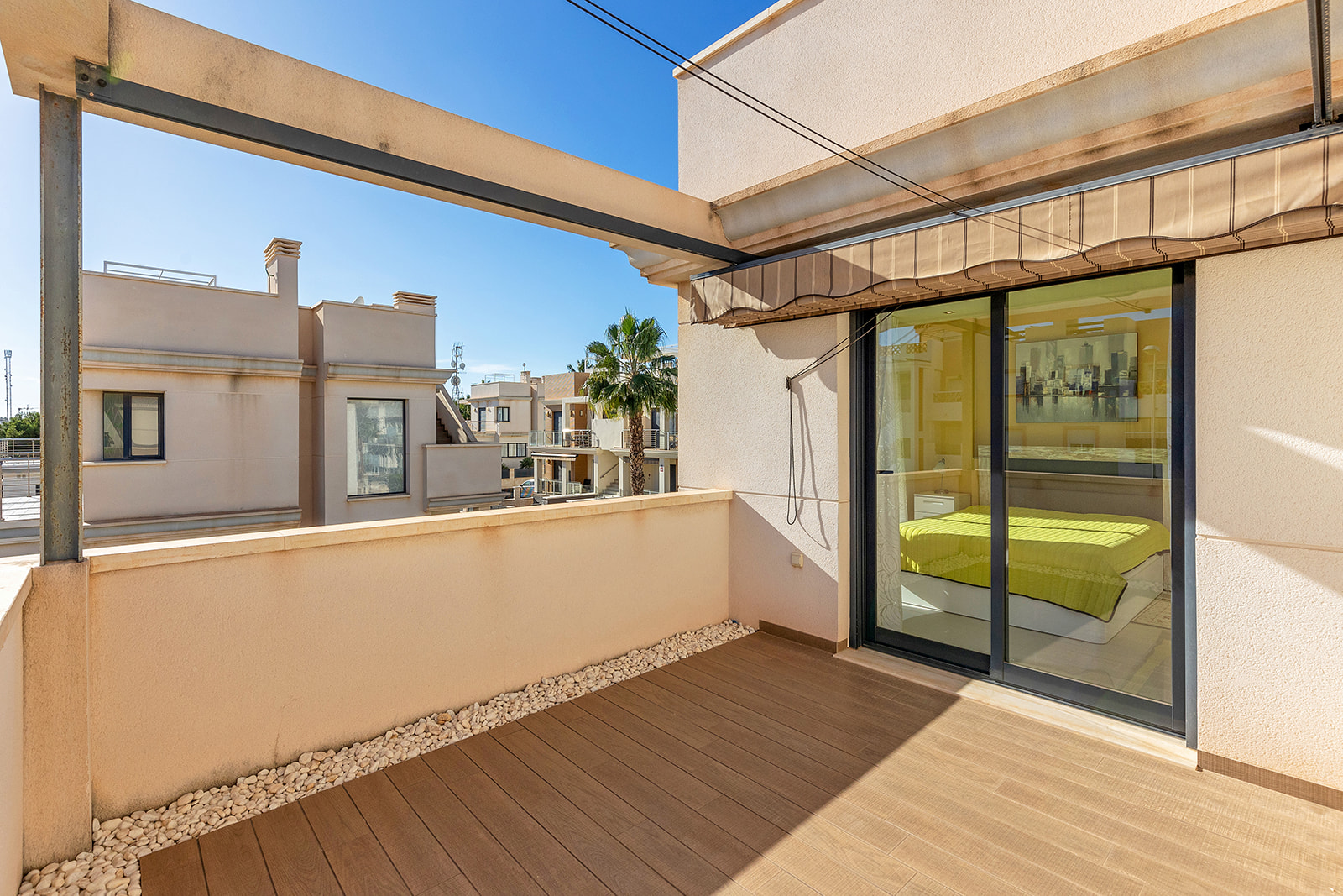 For sale - 5 Bedroom 4 Bathroom Villa in La Zenia - Orihuela Costa  - Alicante