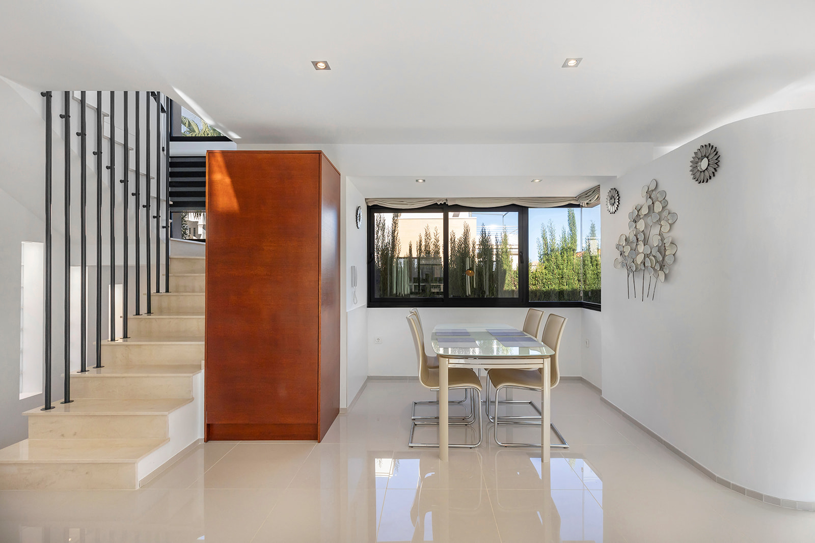 For sale - 5 Bedroom 4 Bathroom Villa in La Zenia - Orihuela Costa  - Alicante