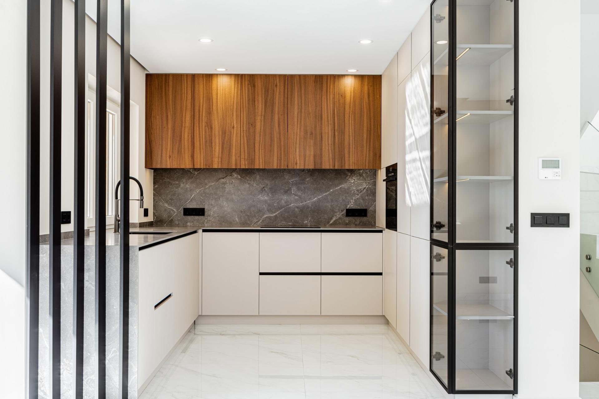 For sale - 4 Bedroom 3 Bathroom Villa in Rojales - Ciudad Quesada  - Alicante