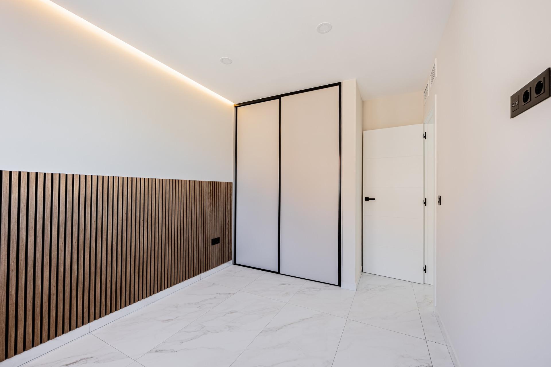 For sale - 4 Bedroom 3 Bathroom Villa in Rojales - Ciudad Quesada  - Alicante