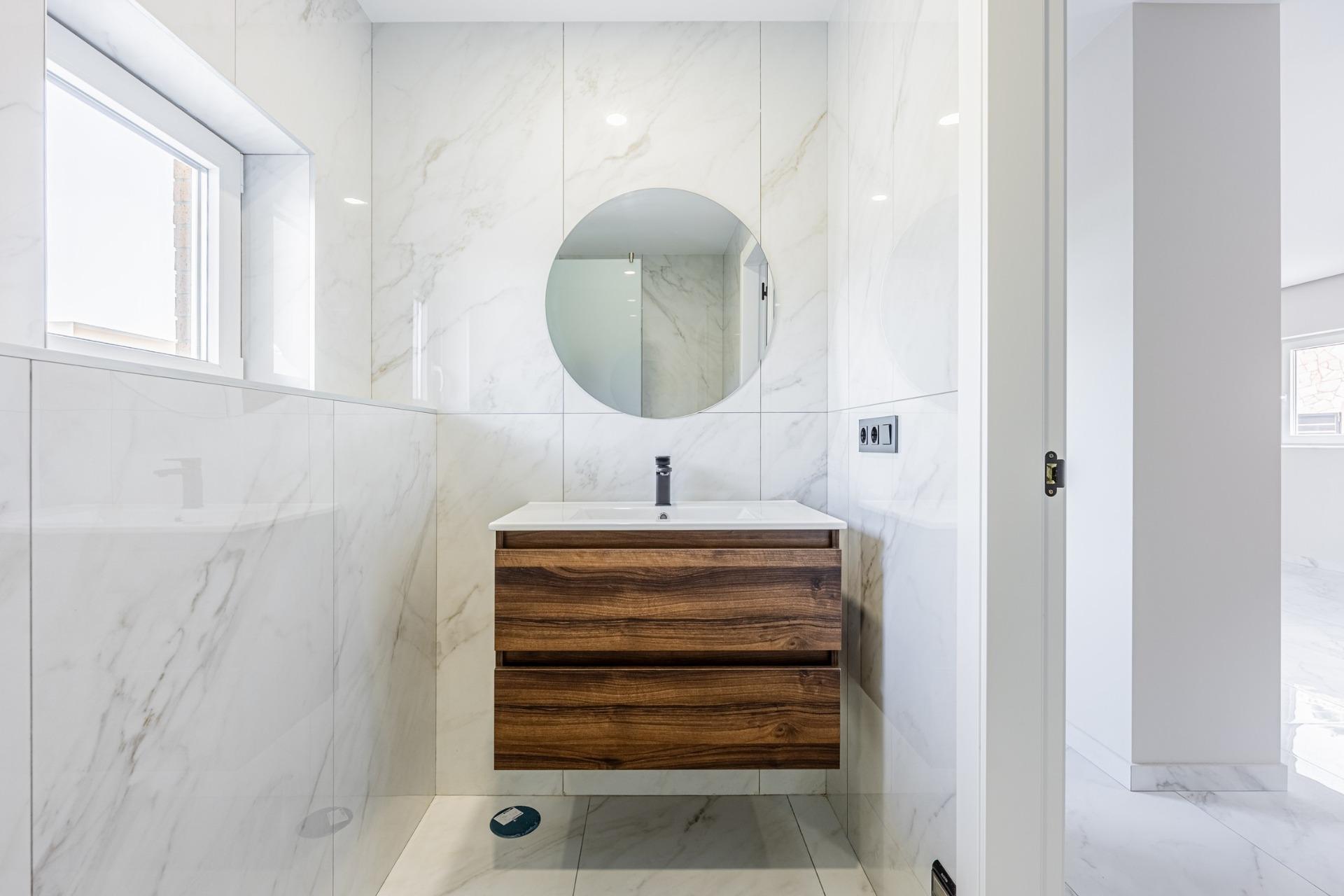 For sale - 4 Bedroom 3 Bathroom Villa in Rojales - Ciudad Quesada  - Alicante