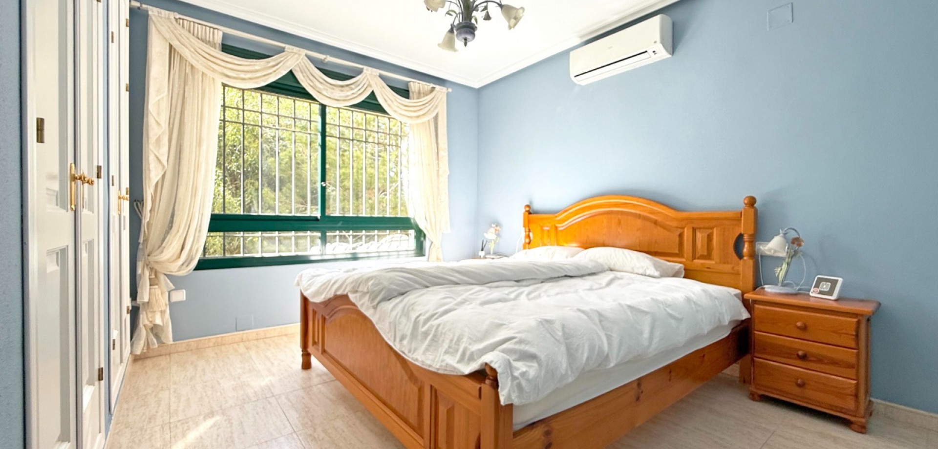 For sale - 2 Bedroom 2 Bathroom Apartment in Villamartin - Lomas de Campoamor  - Alicante