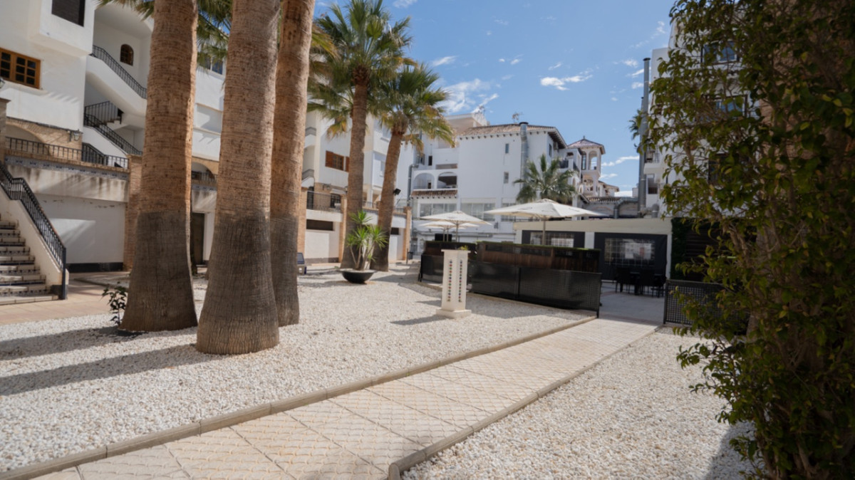 For sale - 1 Bedroom 1 Bathroom Apartment - Ground Floor Apartment in Orihuela - Orihuela Centro  - Alicante
