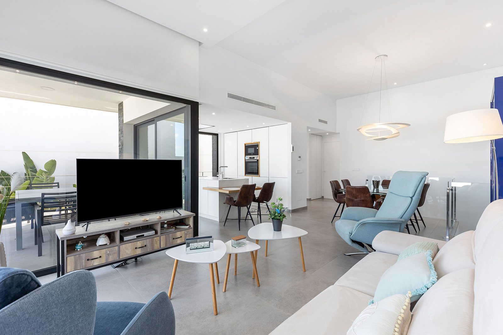 For sale - 3 Bedroom 3 Bathroom Villa in Ciudad Quesada -  - Alicante