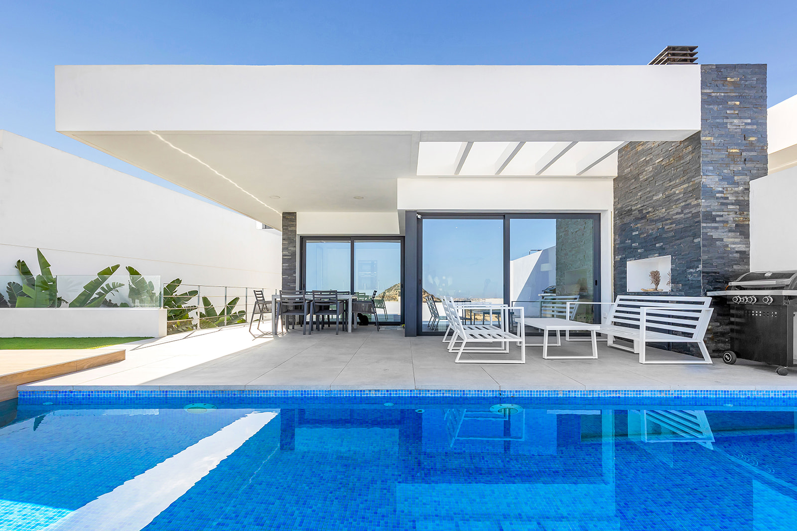 For sale - 3 Bedroom 3 Bathroom Villa in Ciudad Quesada -  - Alicante