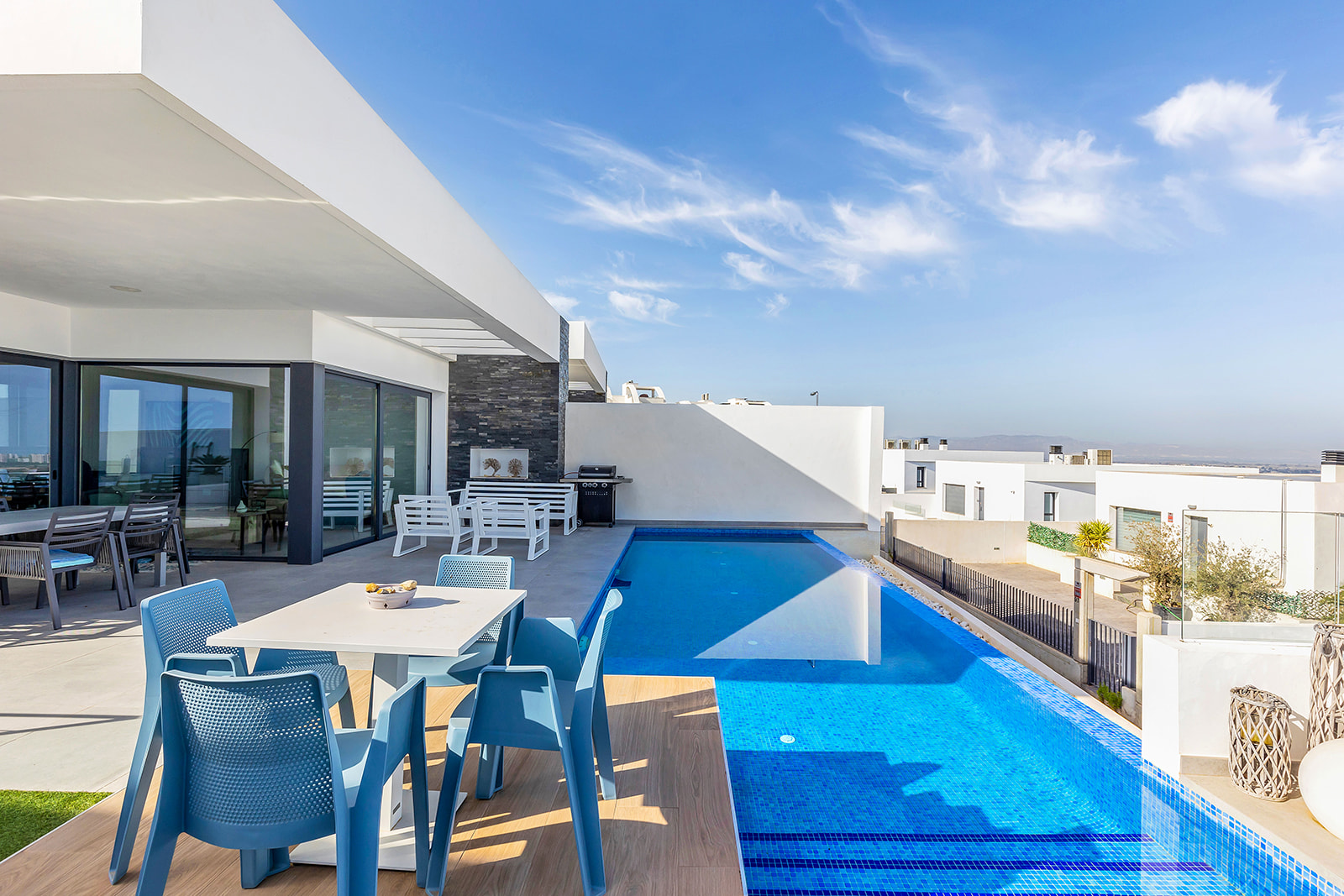 For sale - 3 Bedroom 3 Bathroom Villa in Ciudad Quesada -  - Alicante